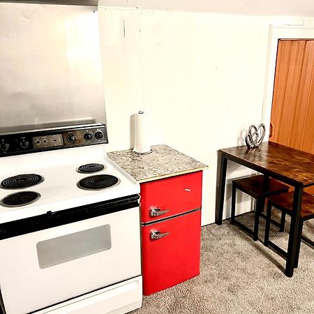 Two Bedroom Villa Studio With Fireplace & Living Room Detroit Dış mekan fotoğraf